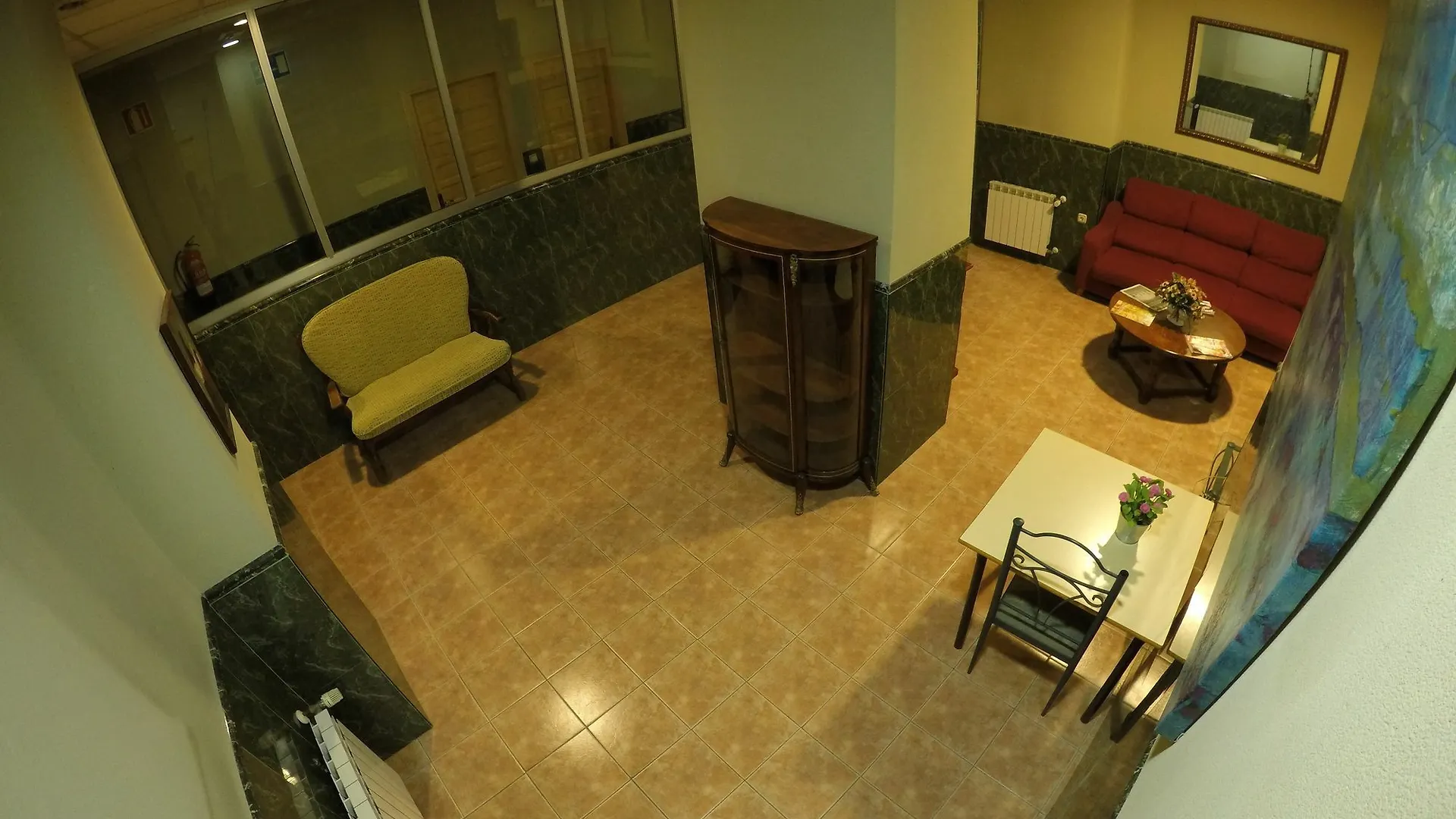 Hostal La Casa De Enfrente Malaga